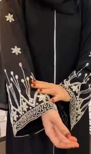 Elegante y modesto bordado a mano, ropa de fiesta islámica para mujer, ropa musulmana tradicional Abaya con accesorio de Dubái incluido - Product Image 3