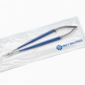 Portaagujas Microquirúrgico Castroviejo Premium |   Instrumento para Cirugía Ocular |   Manija de Resorte - Product Image 2