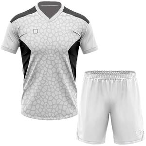 Vente en gros en stock Kits d'équipe pour clubs de football Maillot de football pour jeunes avec logo et chiffres Uniformes de football - Product Image 1