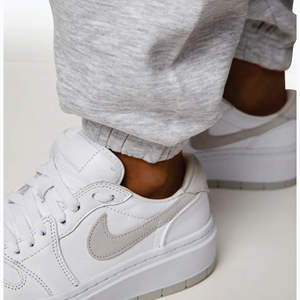 Conjunto de dos piezas para mujer, ropa para mujer, conjuntos de joggers de entrenamiento 2025, chándales de algodón personalizados para mujer, Sudadera con capucha y bolsillo - Product Image 6