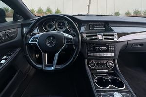 Mercedes-Benz CLS550 2014 Usado, Motor V8 Twin-Turbo de 402 hp, Propiedad de Texas, Mayormente sin Modificaciones - Product Image 4