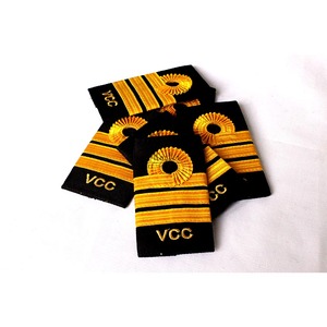 Charreteras de hombro de diseño personalizado, equipo de defensa personal para uniformes ceremoniales hechos a mano por diseñadores - Product Image 5