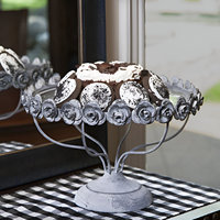 Support à gâteau en métal antique piédestal rond avec roses outil à gâteau en fer pour les fêtes de mariage prix de gros