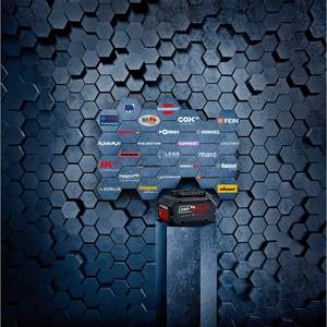 Sierra Circular Inalámbrica GKS 18V 57-2 con Hoja de Sierra de 165 mm, Profundidad de Corte de 57 mm, Alimentada por Batería, en Caja de Cartón - Product Image 5