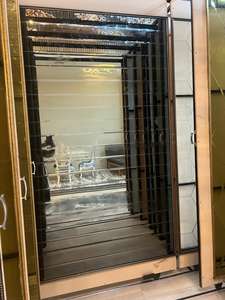 Miroir mural abstrait en verre Art Déco de luxe moderne, design en forme d'arche, décoration élégante pour la maison, provenant des Émirats arabes unis - Product Image 5