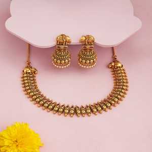 Antique Zircon <b>Necklace</b> for Wedding Occasions Year 188910 - Product Image 1