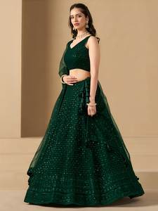 Lehenga Choli élégant vert bouteille en polyester Georgette, longueur ras du sol, séchage rapide, broderie de sequins Resham, style Bollywood pour les fêtes - Product Image 3