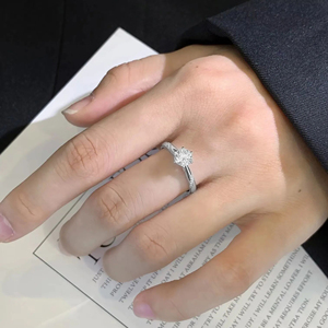 Bague de fiançailles et de mariage en or massif 18 carats certifiée IGI, sertie d'un diamant de laboratoire rond de 1 carat, pavé de diamants, éternité, cadeau - Product Image 3