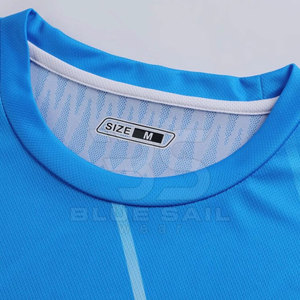 ชุดฟุตบอลสั่งทำพิเศษ คุณภาพสูง เสื้อฟุตบอลและกางเกงขาสั้นระบายอากาศดี ออกแบบโลโก้และขนาดได้ตามต้องการ - Product Image 4