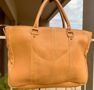 Bolso Tote de Cuero Genuino de Alta Calidad, Estilo Bohemio Occidental, Personalizable, con Detalles en Piel, Cierre de Cremallera, Portátil para Primavera - Product Image 3