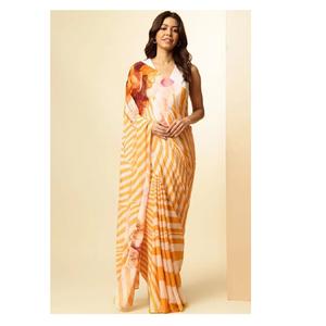 Saree en satin imprimé numérique avec chemisier à la mode Look ethnique Superbe tenue décontractée pour adultes Top des ventes indiennes - Product Image 1