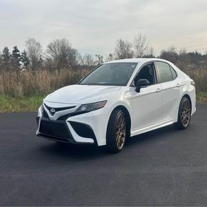 Conduite à gauche Toyota Camry 2020 2021 2022 SUV d'occasion et neuf en excellent état en stock maintenant - Product Image 2