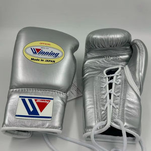 Gants de boxe professionnels Winning en cuir véritable de vachette pour le sparring - Product Image 1