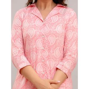 Conjunto de Dos Piezas Casual para Mujer, Color Rosa Bebé, Crepé Estampado, Talla XXS, con Top de Manga Tres Cuartos y Pantalones Cortos a Juego - Product Image 6