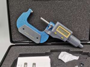 Micrometro Digitale Esterno 25-50mm, Lettura Rapida per Approvvigionamento di Parti Automobilistiche, Vendita Diretta - Product Image 5