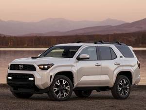 Véhicules d'occasion importés Toyota 4Runner 2025 TRD Sport, voitures à essence en bon état, prêtes à être expédiées - Product Image 2