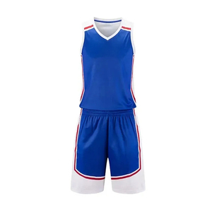 Ensemble d'uniformes de basket-ball en polyester 160GSM personnalisés short en jersey réversible par sublimation pour hommes femmes entraînement en équipe de jeunes - Product Image 6
