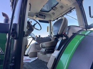 Tracteur John Deere 6215R d'occasion de qualité, puissant et fiable, 215 CV, 4 roues motrices, de la série 6R, à vendre. Meilleurs tracteurs agricoles en vente. - Product Image 2