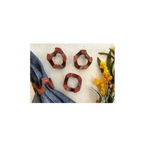 Lot de 6 ronds de serviette en bois avec accents sculptés à la main pour des arrangements de table chauds et accueillants - Product Image 3