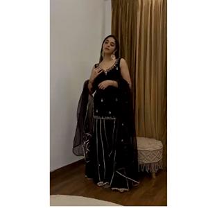 เสื้อท็อปผ้ากำมะหยี่วิสโคสเนื้อหนาสำหรับงานปาร์ตี้ ดีไซน์ใหม่ พร้อมชุดชาราร่า สำหรับส่งออกทั่วโลก มีไซส์พลัส - Product Image 1