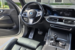 PRÊT À CONDUIRE - VÉHICULE D'OCCASION À VOLANT À GAUCHE |   Conduite à droite |   BMW X5 SDRIVE40I M SPORT 2021 - Product Image 4