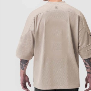 Camiseta deportiva de malla transpirable Premium para hombre: ligera, de secado rápido e ideal para todas las actividades atléticas - Product Image 5