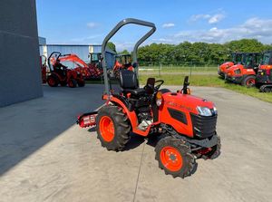 Tractor Kubota B2601 con retroexcavadora y cargador frontal, tractor de un solo eje con componentes de motor y transmisión. ¡Compre ahora! - Product Image 3