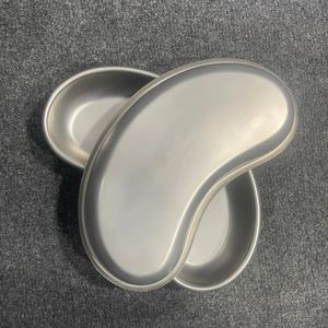 Bandeja Quirúrgica Curva de Acero Inoxidable de 180 mm para Instrumentos Médicos, Uso Hospitalario y Clínico - Product Image 6