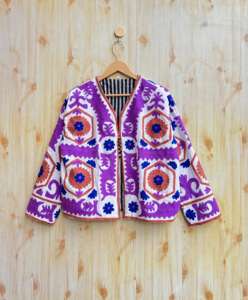 เสื้อแจ็คเก็ตผู้หญิงผ้าฝ้ายสีชมพูอินเดีย ปักลายซูซานี ถักโครเชต์ ปักมือ เปิดด้านหน้า ระบายอากาศได้ดี เป็นมิตรกับสิ่งแวดล้อม สวมใส่สบายๆ สำหรับฤดูหนาว - Product Image 3