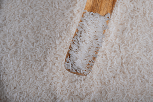 ข้าวขาวเมล็ดยาวแบบแข็งสำหรับรับประทานและประกอบอาหารข้าวหอมมะลิ DT8ในเวียดนาม - Product Image 2