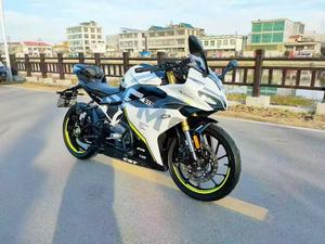 มอเตอร์ไซค์สปอร์ต 250 ซีซี สำหรับมือใหม่ ประสิทธิภาพสูง ใช้แก๊สโซลีน สำหรับส่งออก - Product Image 3