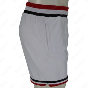 กางเกงขาสั้นตาข่ายสำหรับออกกำลังกายของผู้ชายกางเกงขาสั้นเล่นยิมแห้งเร็วและระบายอากาศได้ดีสำหรับวิ่งและออกกำลังกายสไตล์ลำลองสีพื้น - Product Image 6