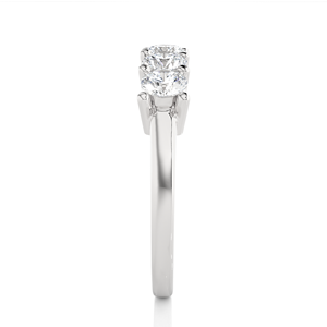 แหวนแต่งงานทองคำแท้สไตล์วินเทจ ประดับเพชรแล็บเกรด VVS ทรงบริลเลียนท์ พร้อมไข่มุกประดับอย่างหรูหรา สื่อถึงคำมั่นสัญญา - Product Image 4