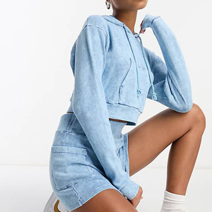 Sweat à capuche court à manches longues pour femmes avec cordon de serrage poche kangourou coupe délavée sweat haut taille XS pour l'hiver 2025 - Product Image 2