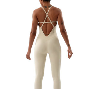 2025 OEM Comfortable Women Yoga Set Best Selling Women Yoga Set Light Weight Women Yoga Set Yellow Color Sleeveless Slim Fit - Product Image 2