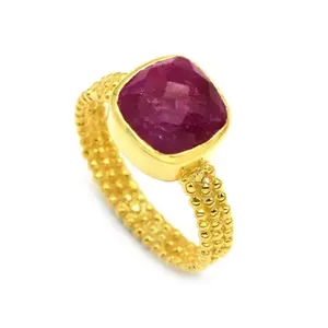 探索新染色红宝石设计黄铜独家珠宝镀金黄铜戒指生设计戒指