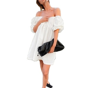 Vestidos cortos de satén elegantes y modernos para mujer, venta al por mayor, precio barato, estilo único - Product Image 1