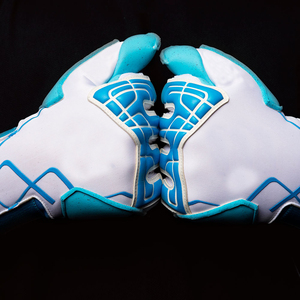 Gants de gardien de but de football personnalisables de haute qualité Protection des doigts en latex de qualité supérieure Articles de sport en cuir de haute qualité - Product Image 6