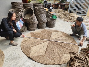 Alfombra de piso de precio competitivo, alfombra de algas marinas tejida a mano, alfombra de jacinto de agua para interiores de proveedor vietnamita - Product Image 6