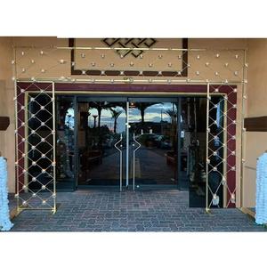 Decoración de Pared con Velas para Bodas y Eventos, Estilo Clásico Moderno Profesional, con Construcción de Metal Ligero - Product Image 1