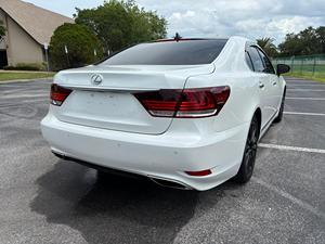 Lexus LS 460 d'occasion 2013 en excellent état, prêt à être expédié - Product Image 6