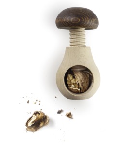 Schiaccianoci in legno di faggio (Ibili 682500) - Product Image 3