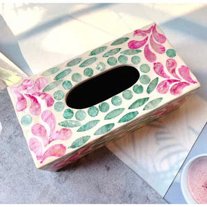 Porta Servilletas de Nácar Vietnamita de Calidad para Proteger Servilletas y Mejorar la Estética del Tocador con Mosaico de Conchas - Product Image 5