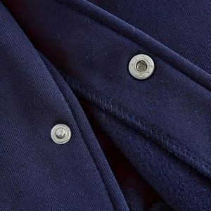 Veste universitaire décontractée à rayures High Street pour homme, col de baseball boutonné et poches, lavable en machine pour le printemps et l'automne - Product Image 3
