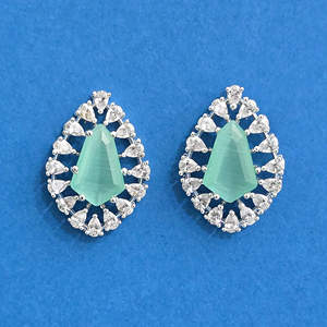 Últimos pendientes colgantes de moda de calidad de exportación en línea CZ Tops con chapado en rodio - Product Image 3