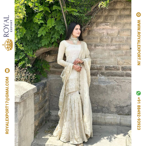 นำเสนอคอลเลคชั่นใหม่สำหรับวันอีด ชุดท็อป-กางเกง-ผ้าคลุมไหล่ ผ้าชินนอนเนื้อหนา ปักลายด้วยเลื่อมอย่างประณีต - Product Image 1