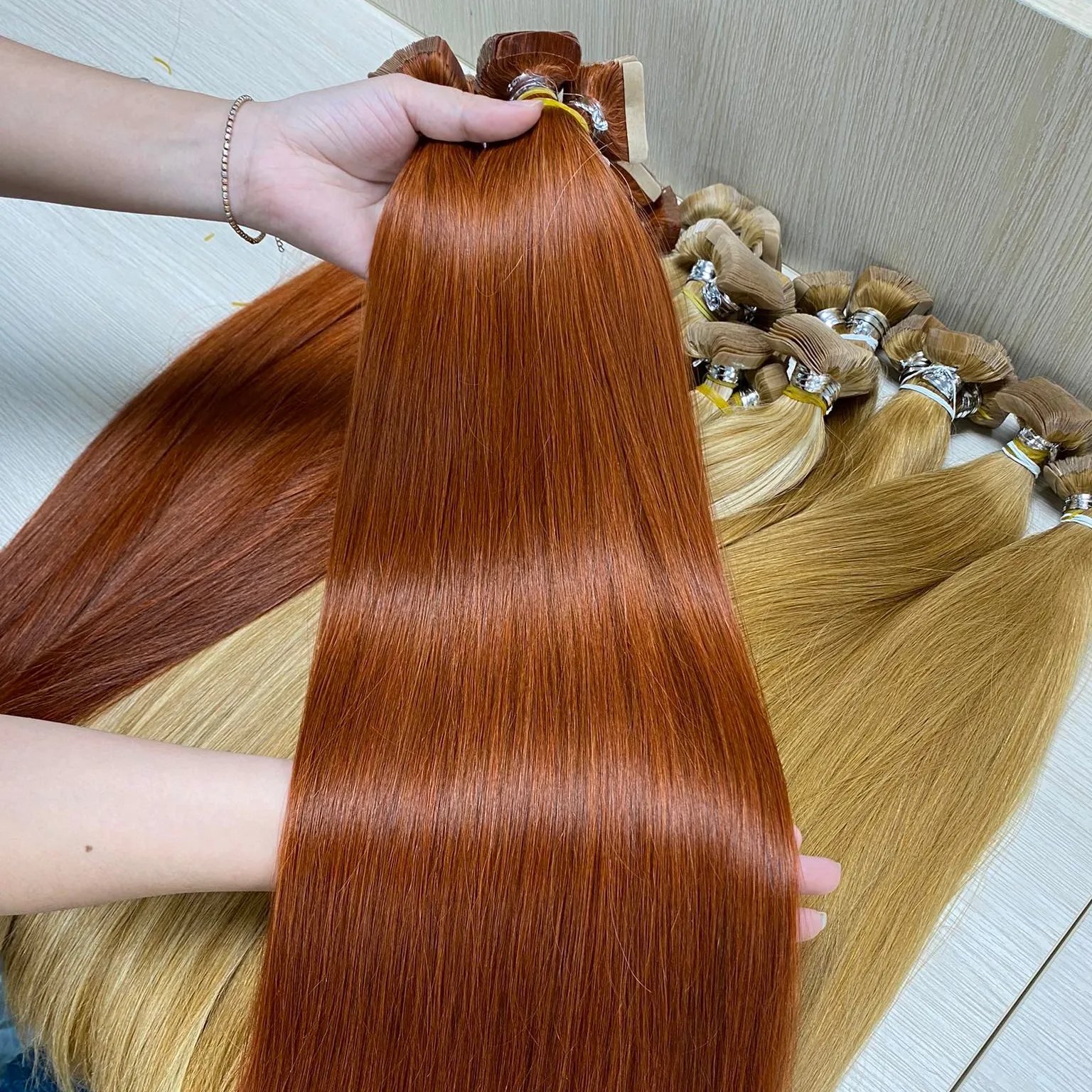 Top quality tape hair extensions russian haar extensions color copper coffee blonde hair ribbon glue with wholesale price