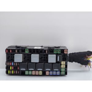 Caja de fusibles para puerta FORD TRANSIT Custom Kombi BK2T14401DMH CYFF Diésel 2198 (12>) - Product Image 1