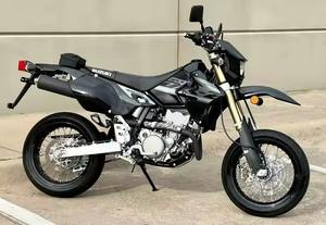 Meilleure qualité 2024 pour Suzuki DR-Z400SM Nouvelle moto Supermotard prête à l'exportation mondiale - Product Image 5