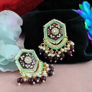 Pendientes Meenakari pintados a mano, los pendientes de esmalte más finos tradicionales con intrincados detalles para bodas, festivales y uso diario - Product Image 4